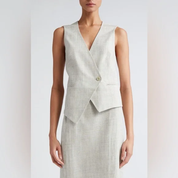 RÓHE Overlap Asymmetric Slub Waistcoat V-neck cut linen-enriched size 36 (Small) - Picture 3 of 16